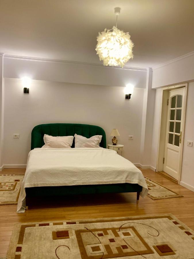 Chira Chiralina Classic Apartment Braila Exterior photo