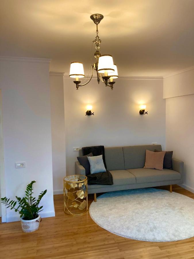 Chira Chiralina Classic Apartment Braila Exterior photo